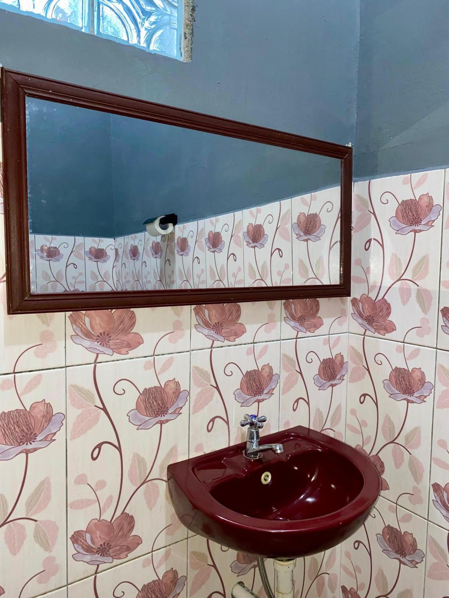 New Family Homestay Rinondoran Bagian luar foto